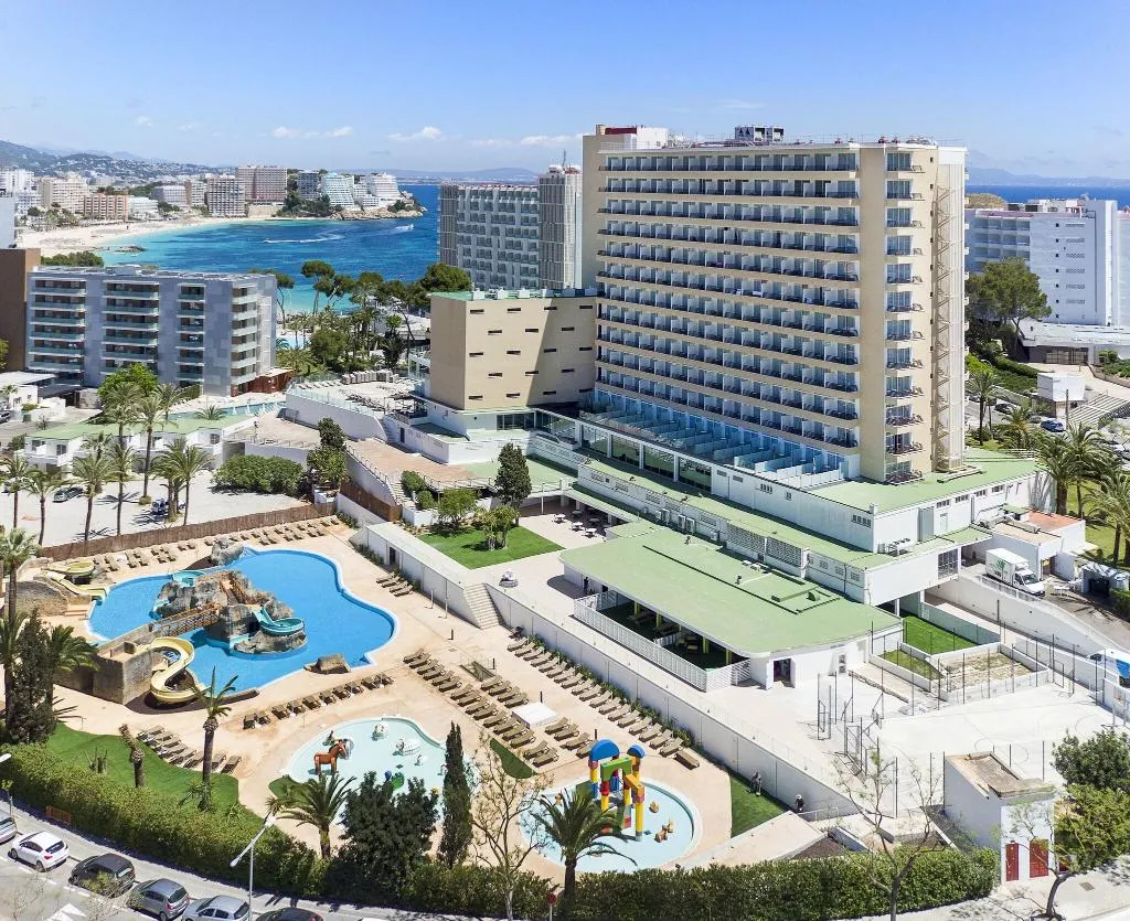 Room, Sol Barbados, Majorca
