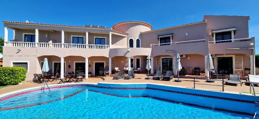 Double or Twin GARDEN VIEW Room, Casa Rosa Montes, Algarve