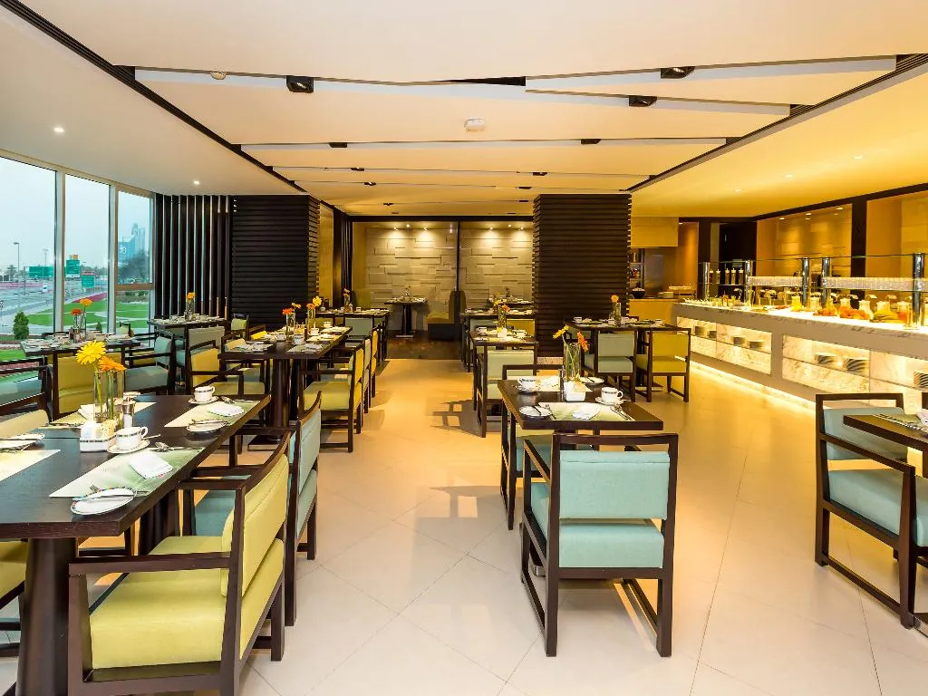 Restaurant, Flora Creek Deluxe Hotel Apartments, Dubai