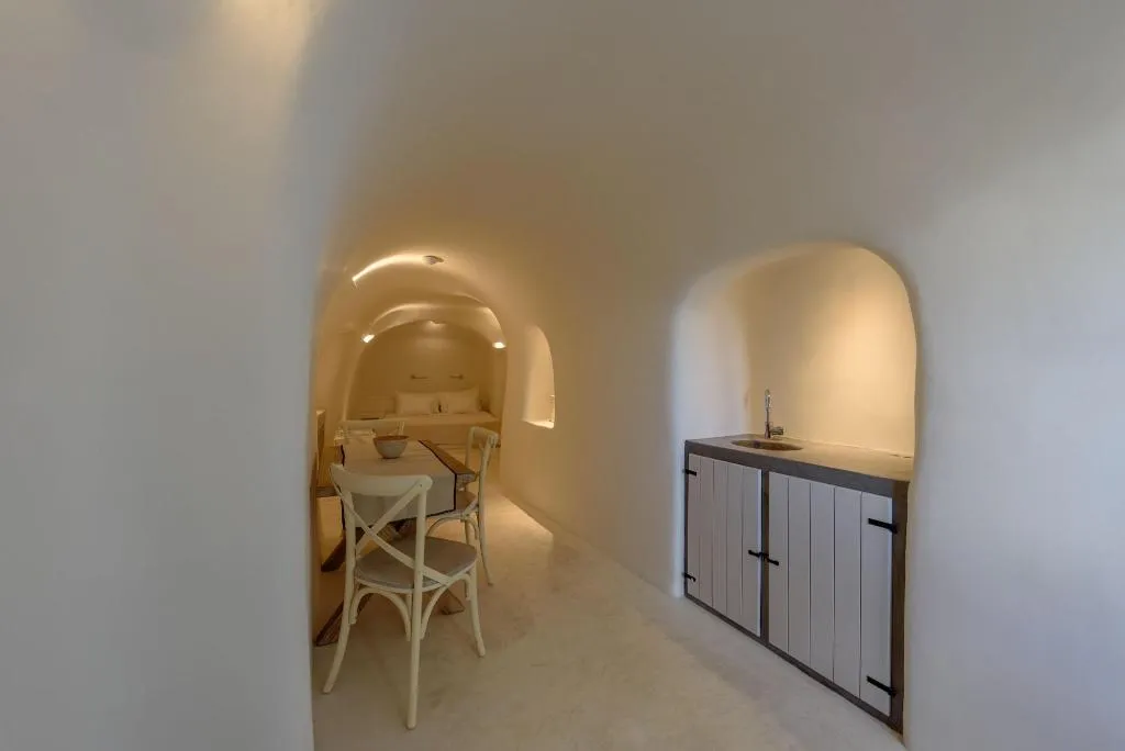 Room, Kapari Natural Resort - member of Unique Lodges Na, Santorini