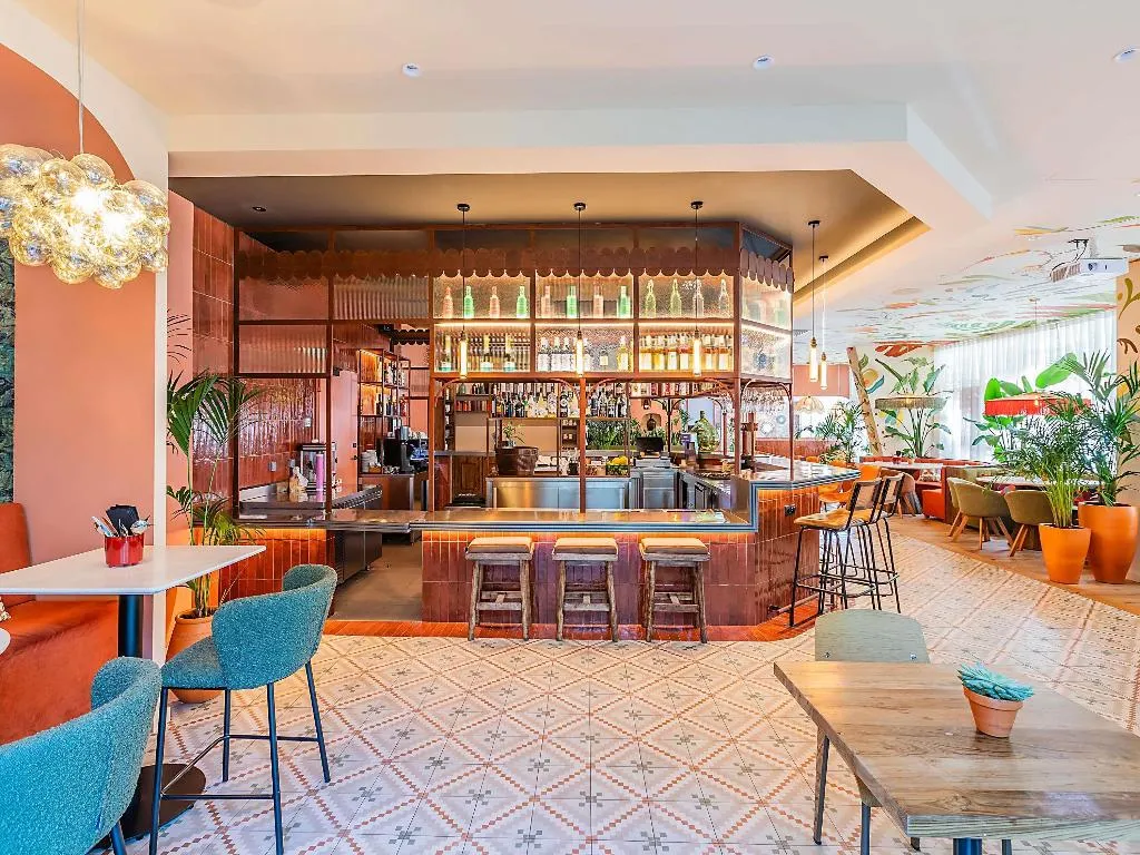 Bar, ibis Lisboa Parque das Naçoes, Lisbon
