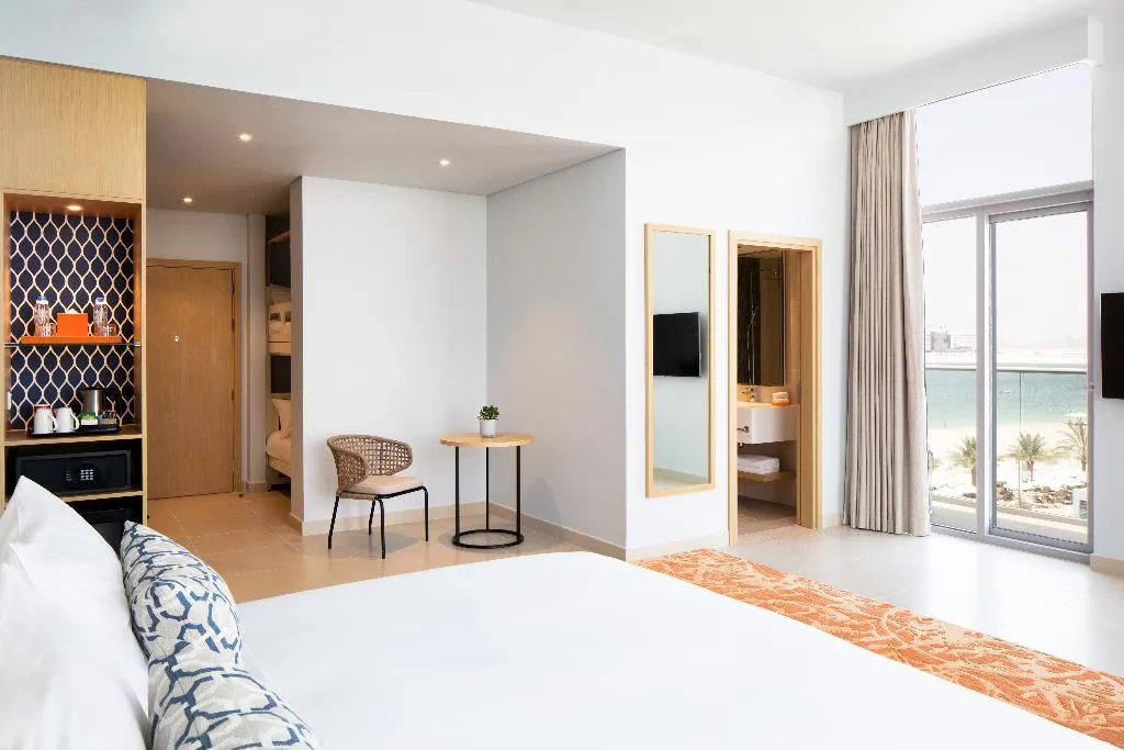 JUNIOR SUITE BUNK BED Room, Centara Mirage Beach Resort Dubai, Dubai