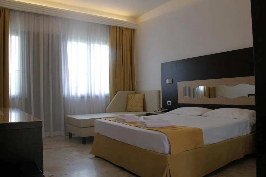 TRIPLE SUPERIOR Room, Hotel Boomerang, Rome