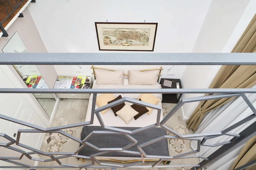 Room, A Casa Del Principe, Naples
