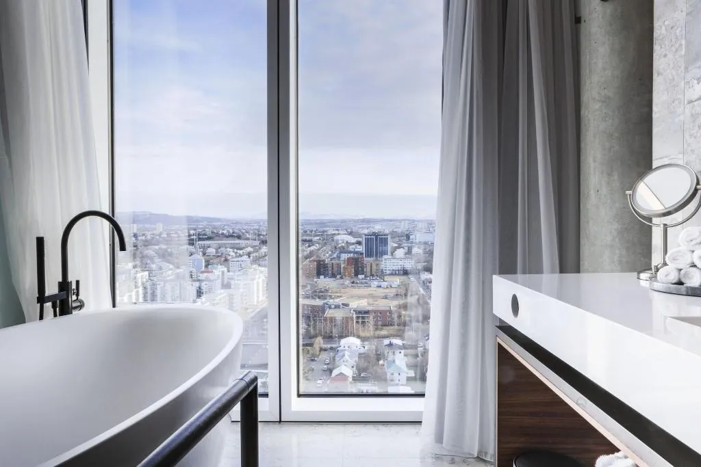 SUITE KING SIZE BED Room, Tower Suites Reykjavik, Reykjavik