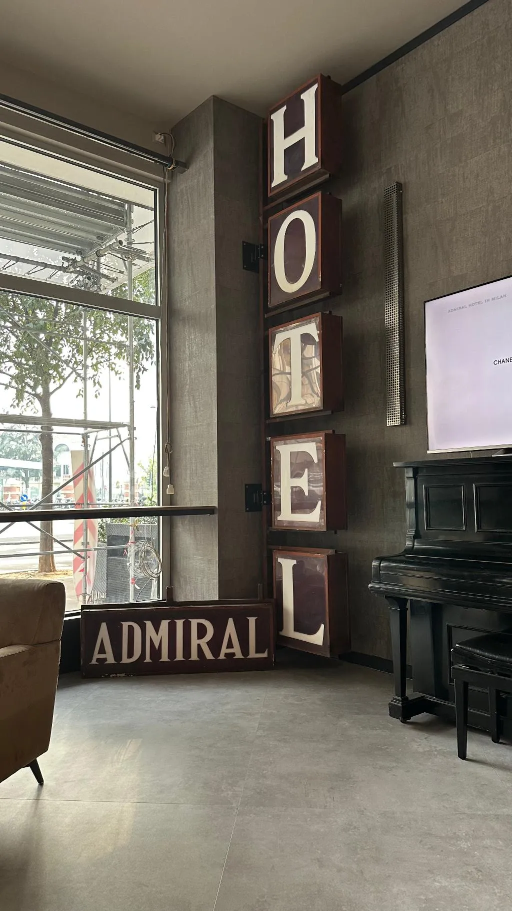 Lobby, Admiral Hotel, Milan