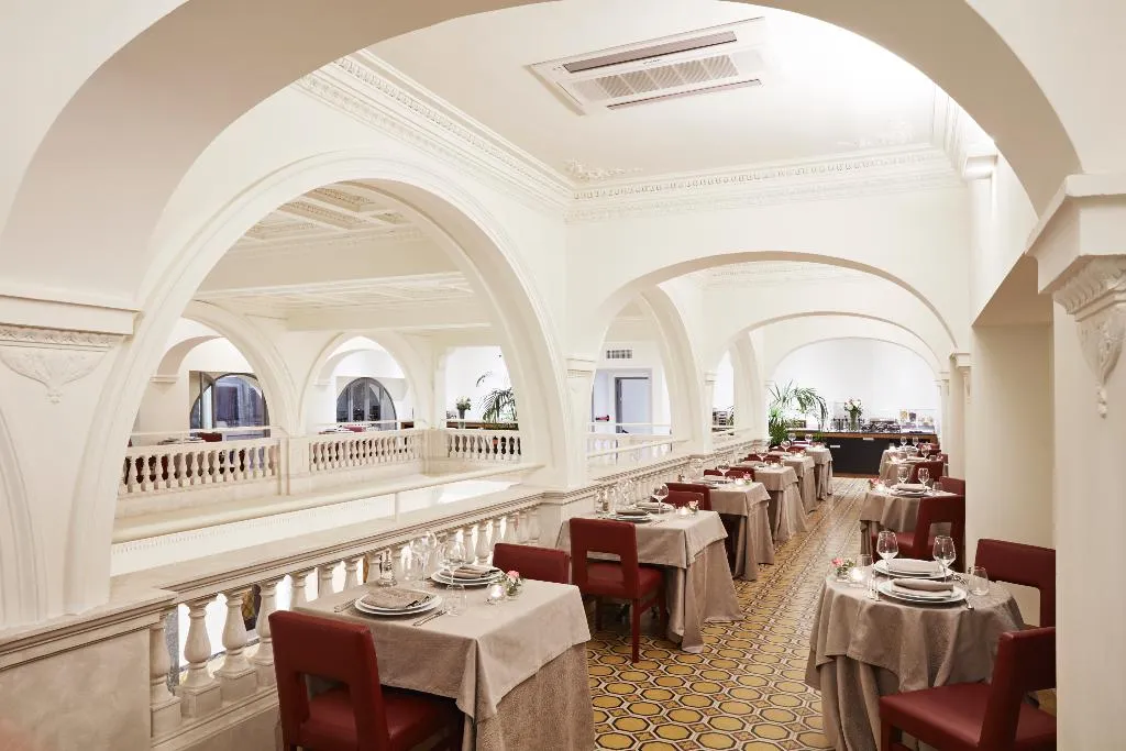 Restaurant, The Building, Rome