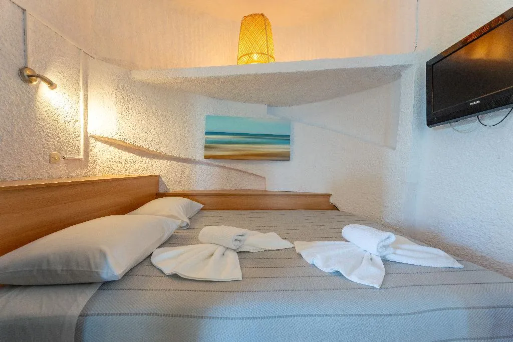 STUDIO SEA VIEW WITH TERRACE Room, Metaxatos Apartments, Kefallinia