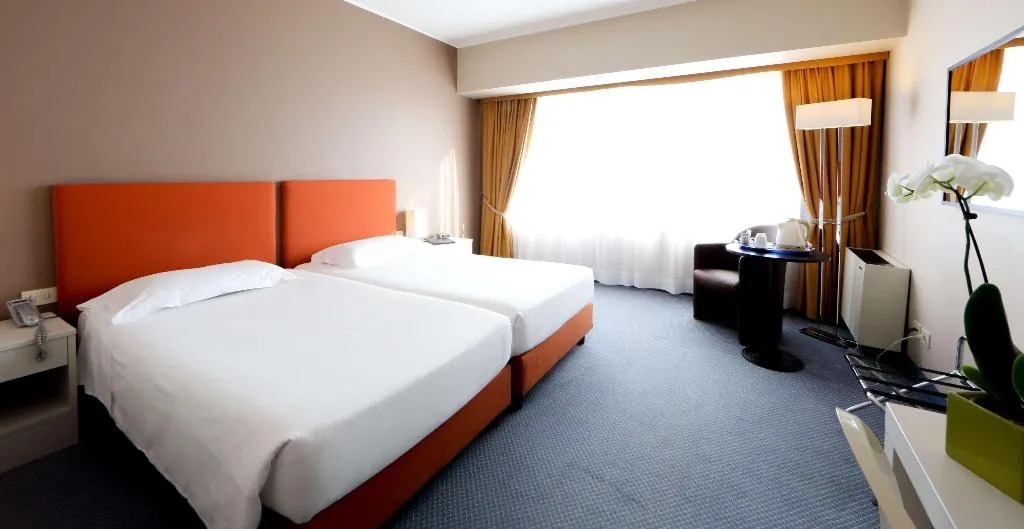 Room, Hotel Blaise & Francis, Milan