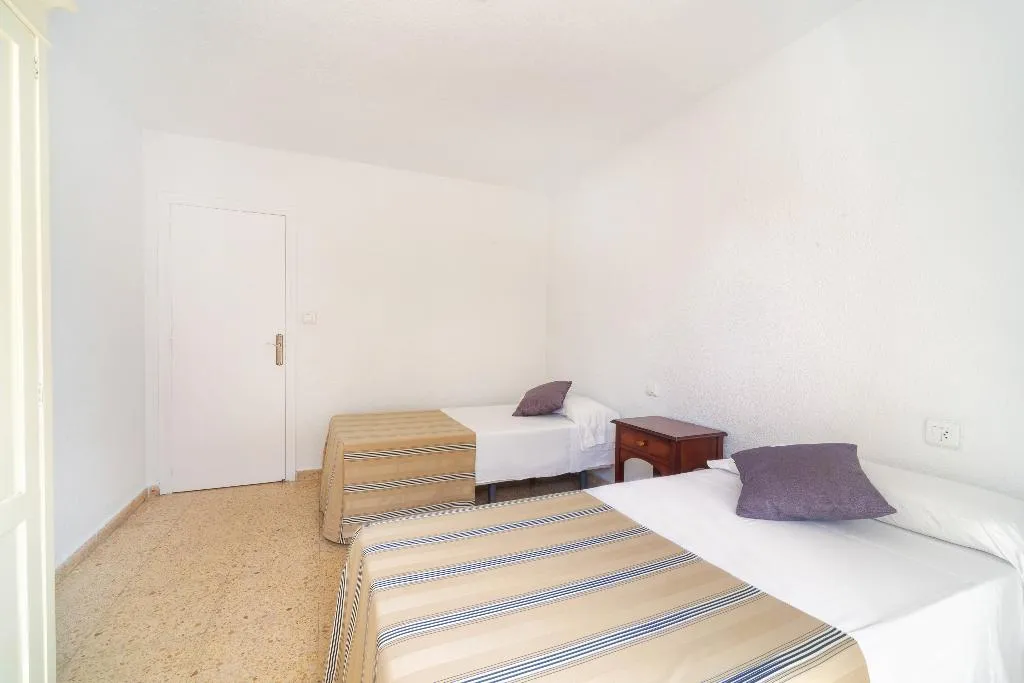APARTMENT THREE BEDROOMS TWO BATHROOMS Room, Apartamentos Maja Beach, Costa Blanca