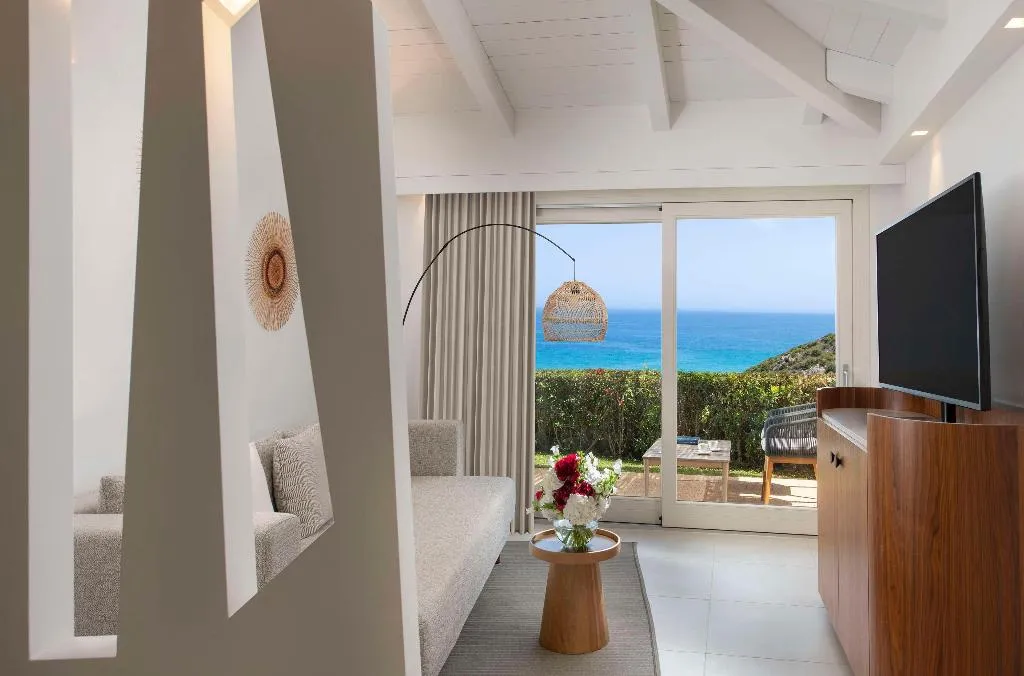 SUITE SEA VIEW Room, Baia di Chia Resort Sardinia, Curio Collection, Cagliari