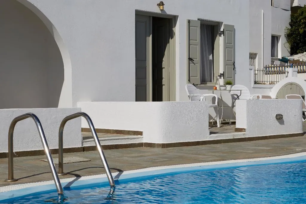 General view, Nissos Thira, Santorini