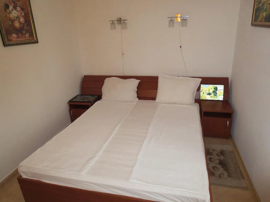 STUDIO STANDARD Room, Etara III, Bourgas