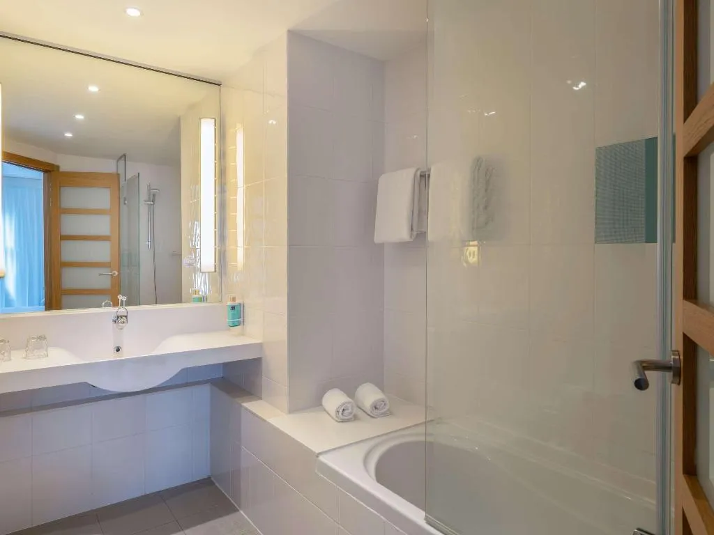 DOUBLE SINGLE USE SUPERIOR Room, Novotel Barcelona City, Barcelona