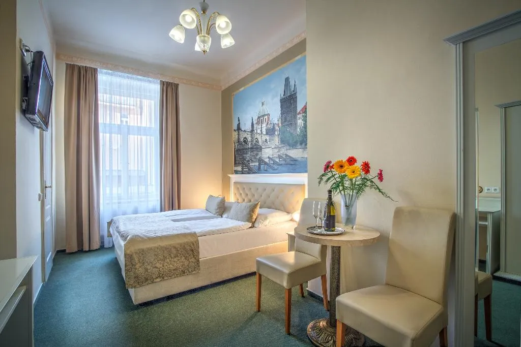 Double or Twin STANDARD Room, Taurus, Prague