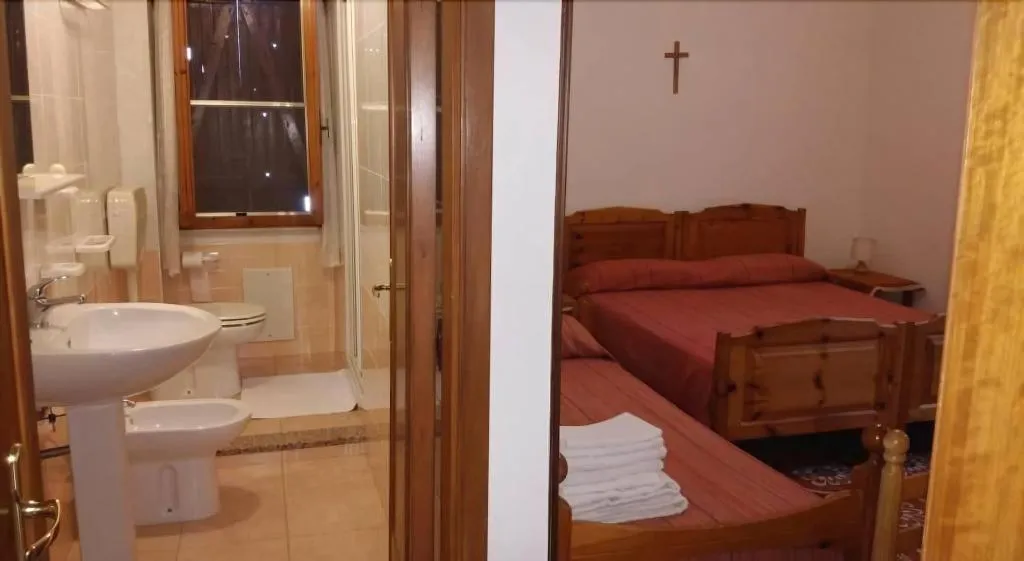 Room, Antica Pensione Pinna, Cagliari