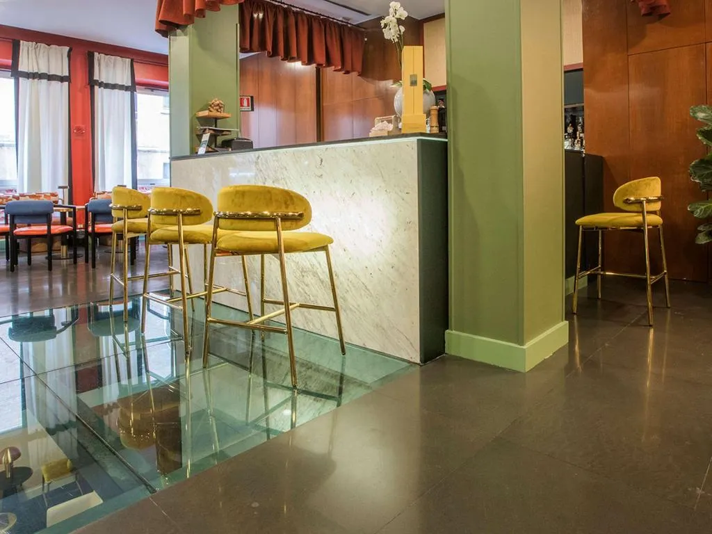 Bar, Mercure Roma Centro St. John, Naples