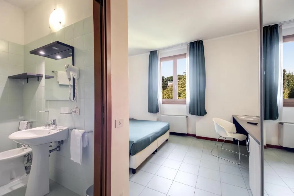 DOUBLE STANDARD Room, Alba, Rome