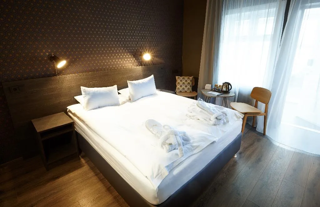 DOUBLE QUEEN SIZE BED Room, Alda Hotel Reykjavik, Reykjavik