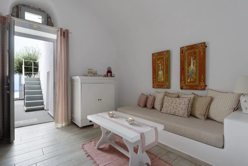 SUITE STANDARD Room, Senses Suites, Santorini