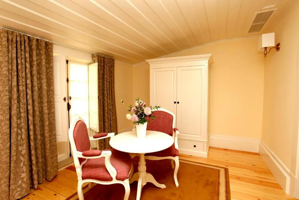 JUNIOR SUITE STANDARD Room, Parador Casa da Insua, Porto