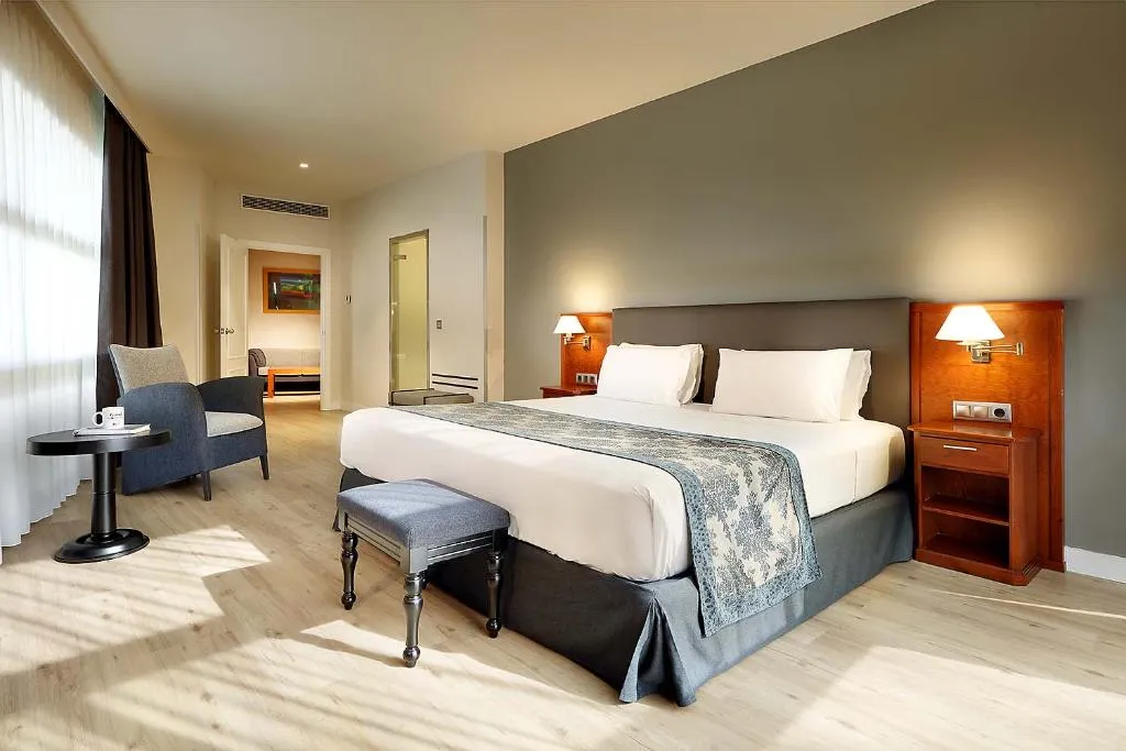 Double or Twin STANDARD Room, Exe Isla Cartuja, Seville