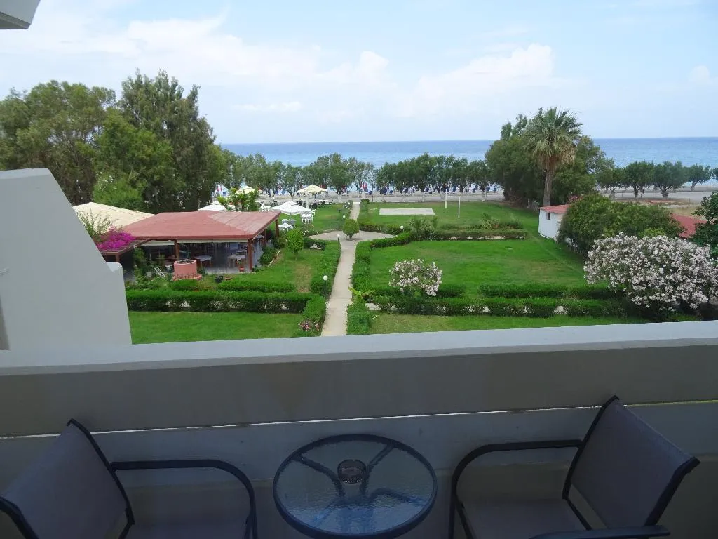 Terrace, Bayside, Rhodes