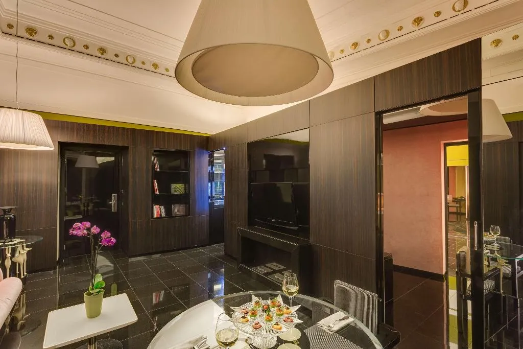 Room, Grand Hotel Palace Rome, Rome