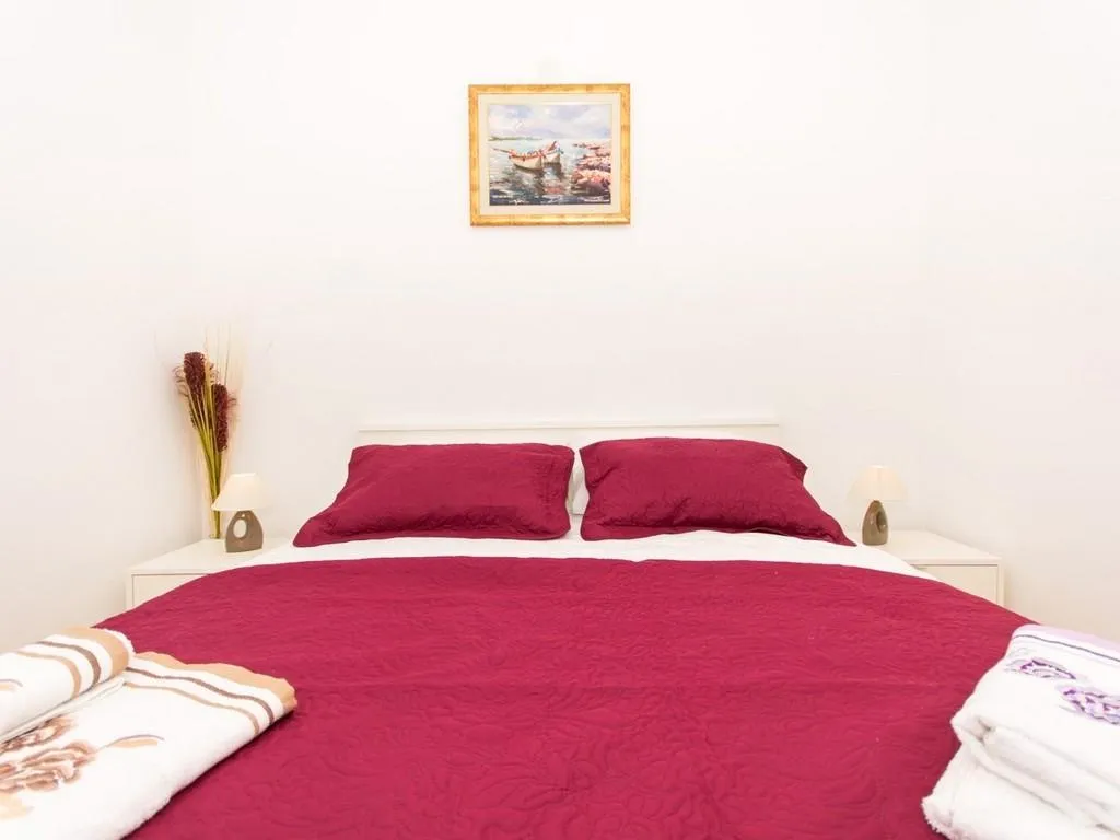 APARTMENT CAPACITY 2 Room, Apartments Predrag, Split