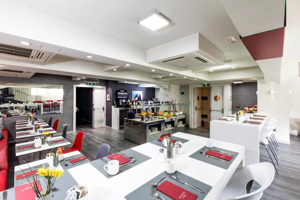 Restaurant, Leonardo Boutique Hotel Barcelona Sagrada Familia, Barcelona