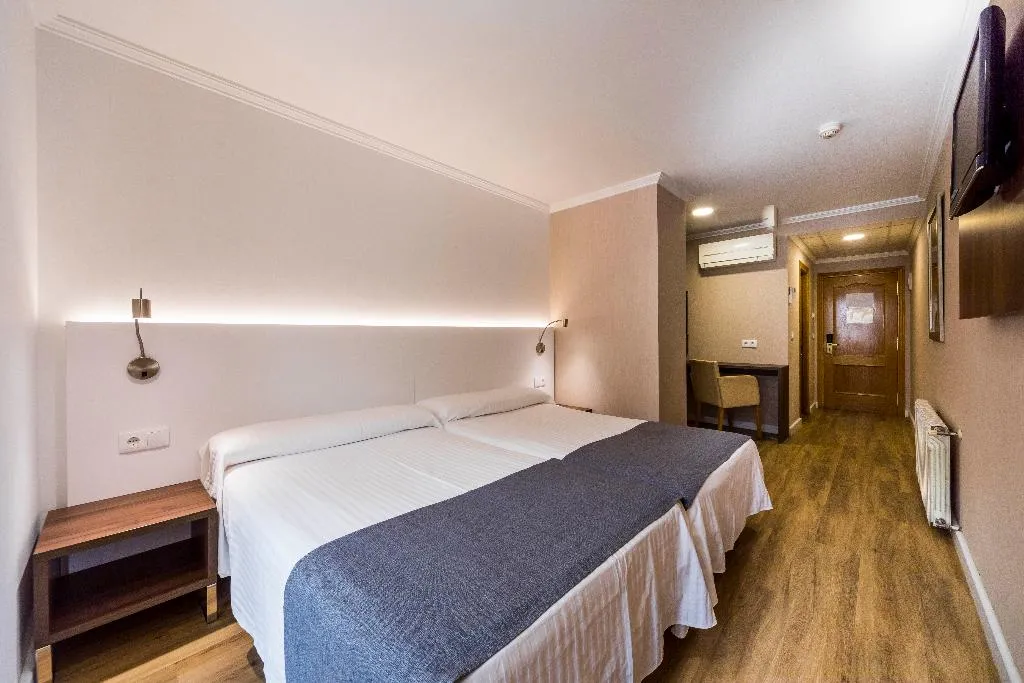 DOUBLE STANDARD Room, Hotel Rosaleda del Mijares, Valencia