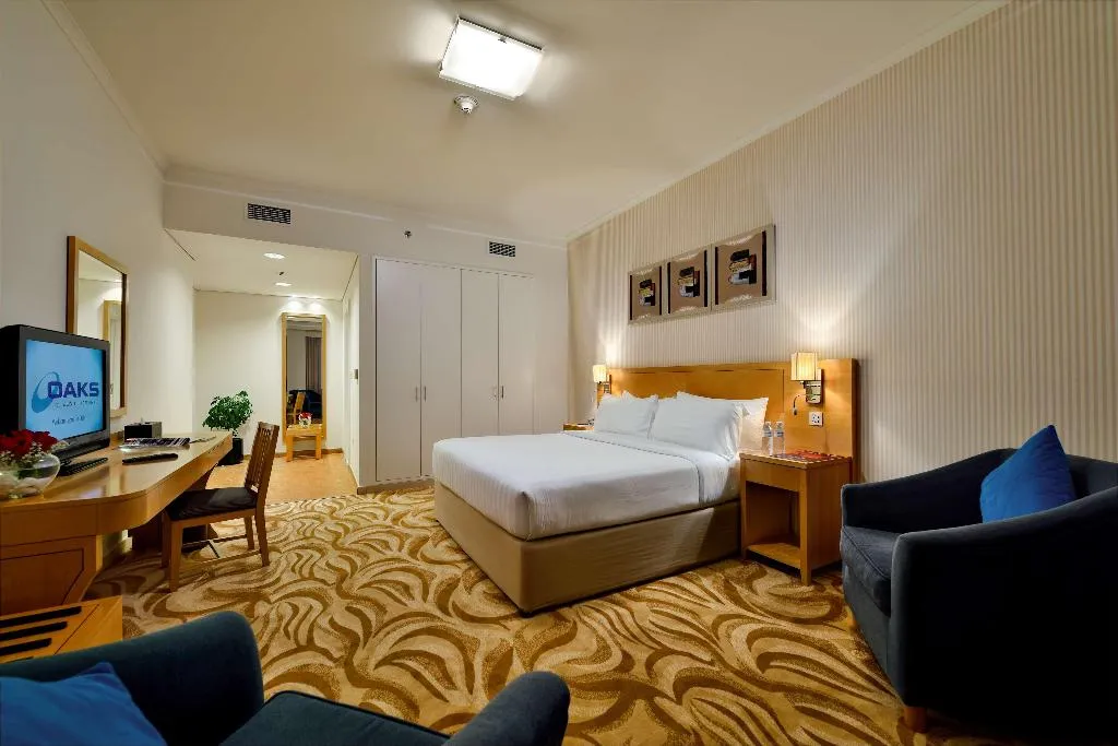 Room, Oaks Liwa Heights Hotel Suites, Dubai
