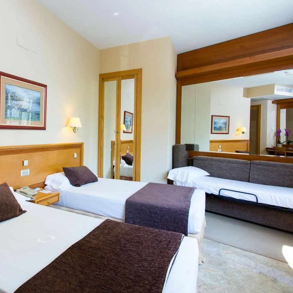 Room, VP Jardin de Tres Cantos, Madrid