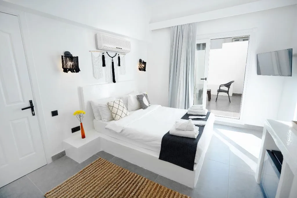 QUADRUPLE SUPERIOR Room, Camlik 87 Hotel Ayvalik, Izmir