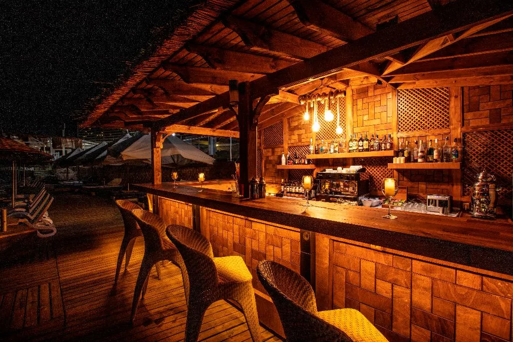 Bar, Charisma De Luxe Hotel, Izmir