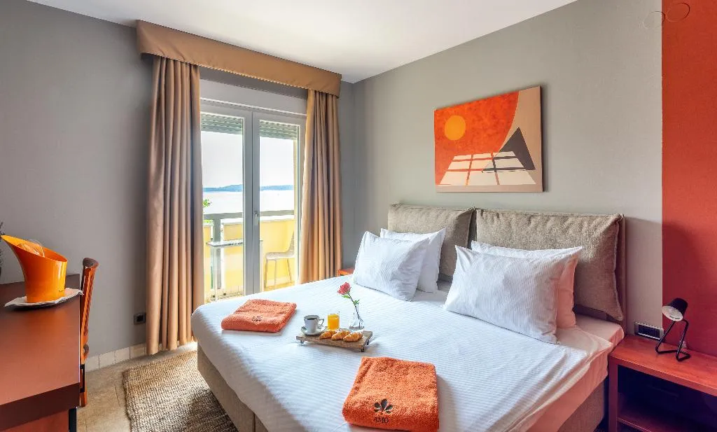 DOUBLE STANDARD Room, Boutique Beach Resort Podstine, Split