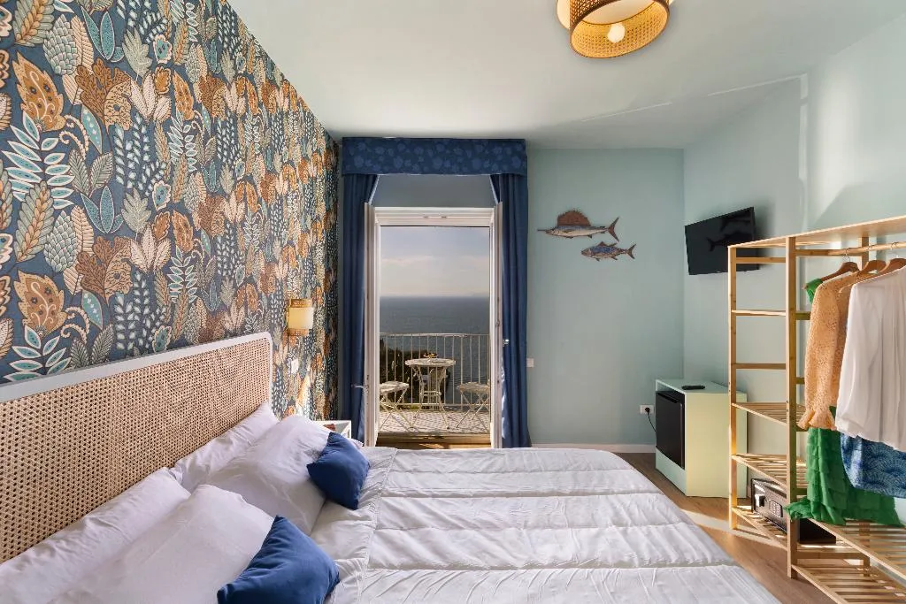 DOUBLE DELUXE SEA VIEW Room, Hotel Villa  Lubrense Sorrento, Naples