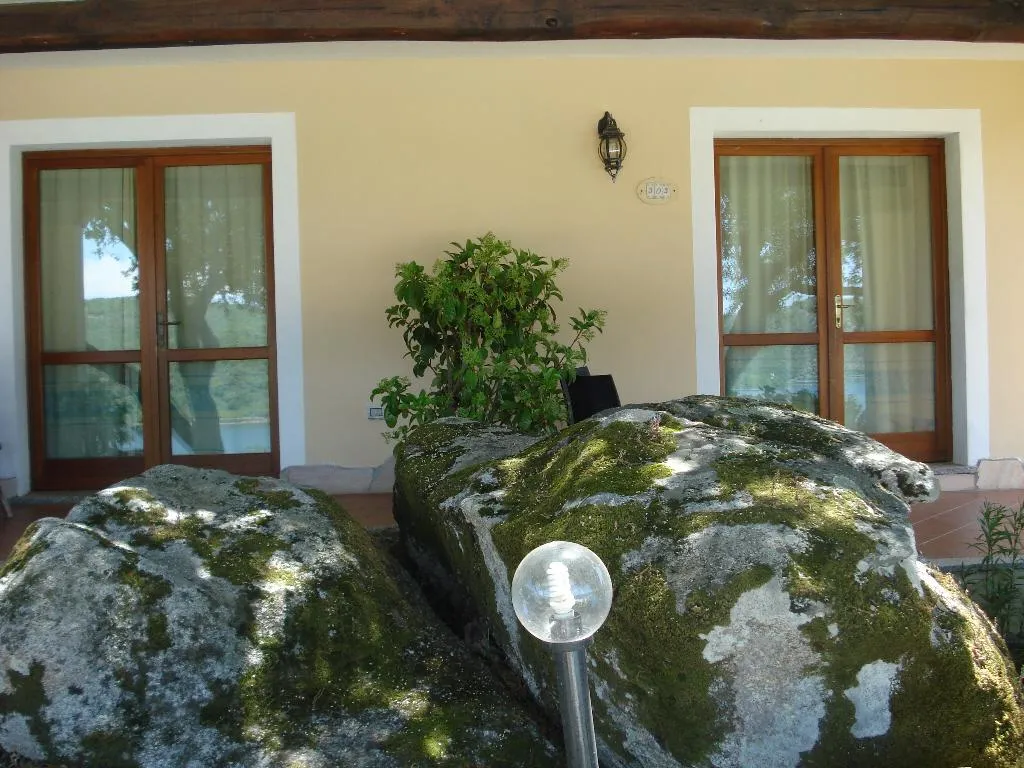 DOUBLE SUPERIOR LAKE VIEW Room, Hotel Relais Valkarana, Olbia