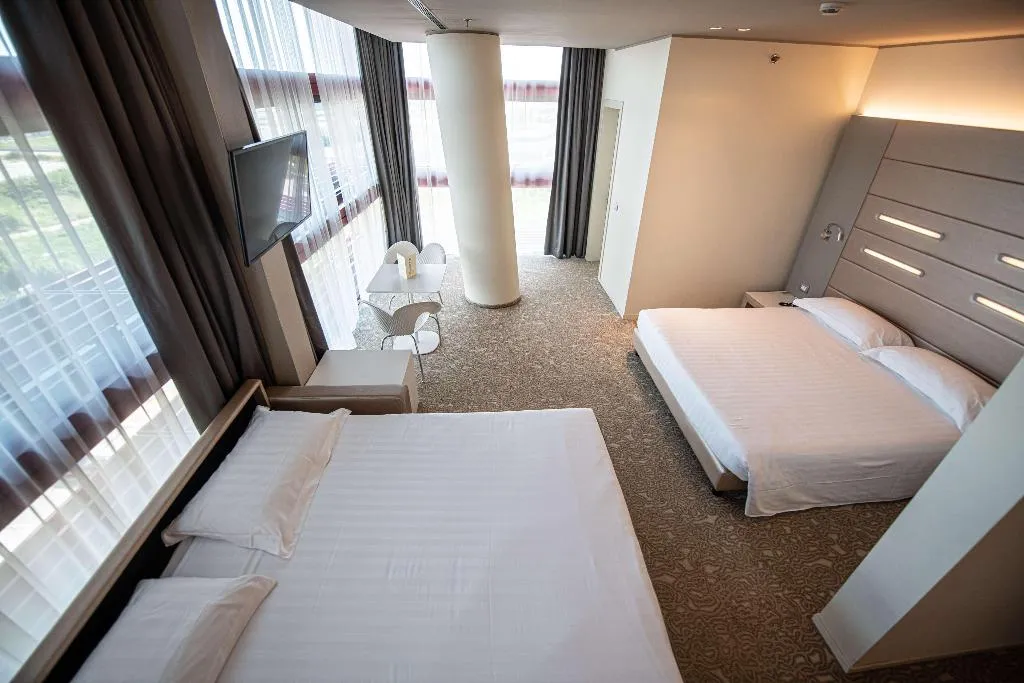 TRIPLE COMFORT Room, Best Western Plus Net Tower Hotel Padova, Venice