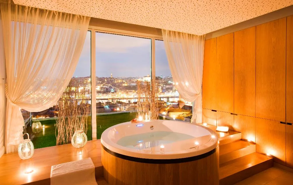 Sports and Entertainment, The Yeatman, Porto