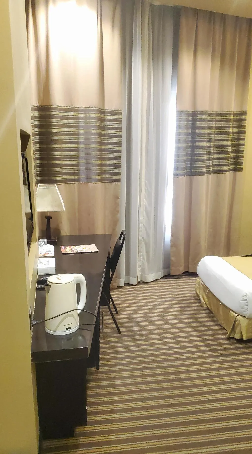 Double or Twin STANDARD Room, Aldar Hotel, Dubai