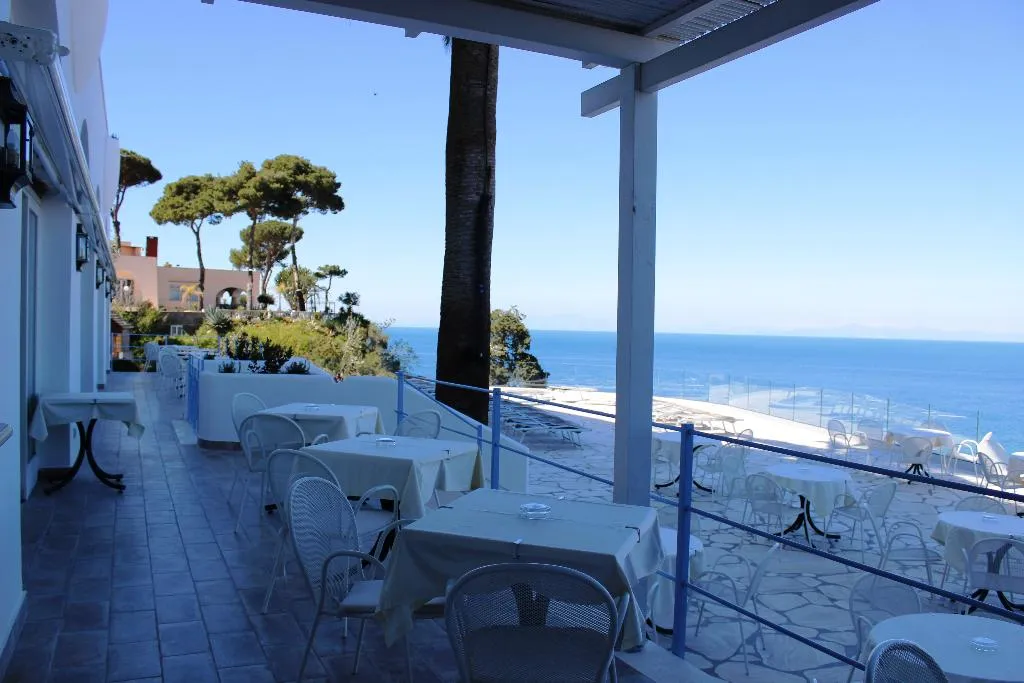 Terrace, Terme Gran Paradiso Hotel, Naples