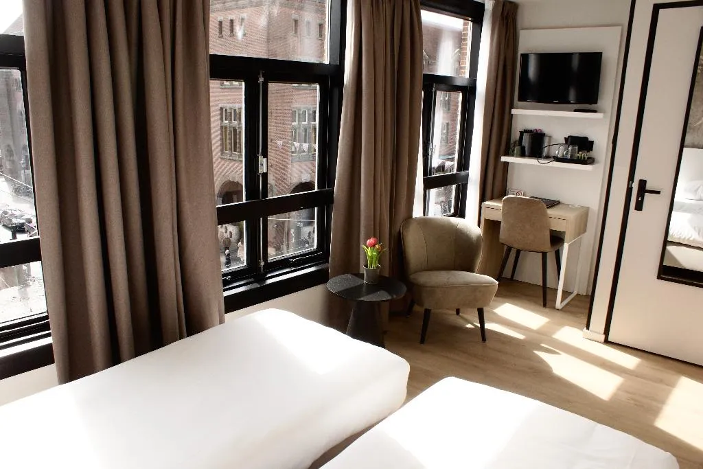 TWIN CITY VIEW TWO BEDS Room, Hotel Van Gelder, Amsterdam