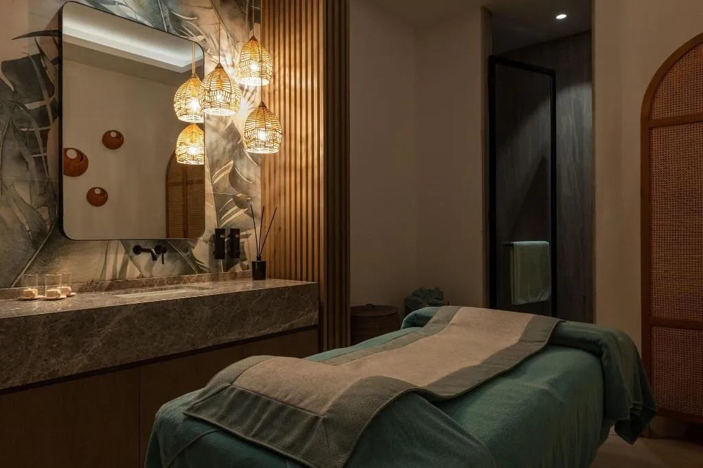 Sports and Entertainment, Le Royal Meridien Beach Resort and Spa, Dubai