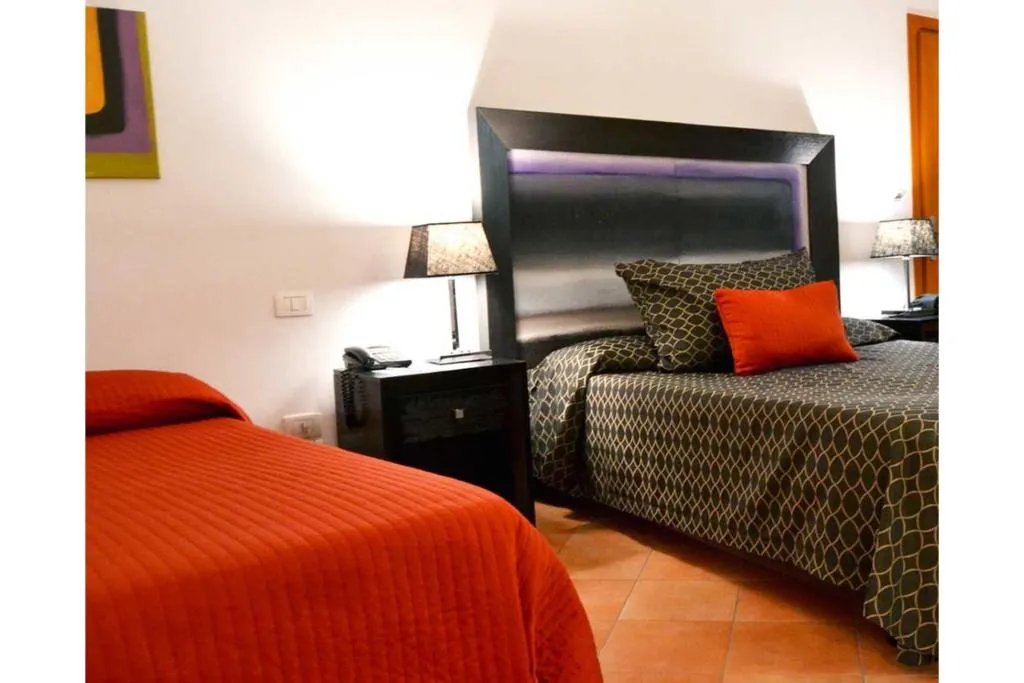 QUADRUPLE STANDARD Room, Relais Villa Buonanno, Naples