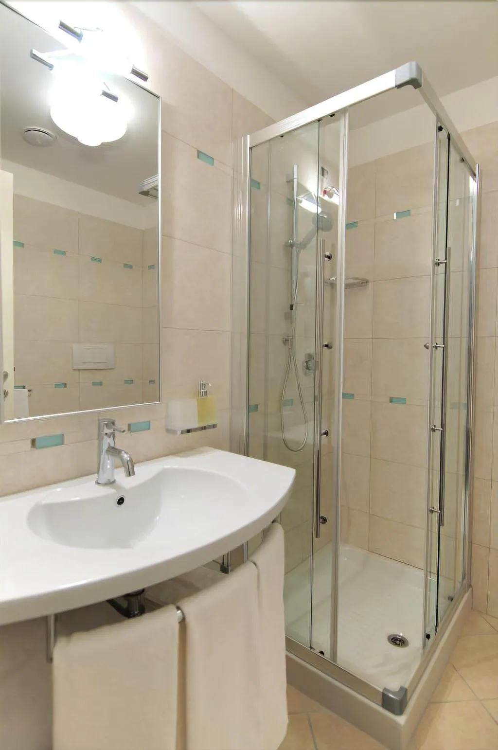 Room, Ashanti Aparthotel, Venice