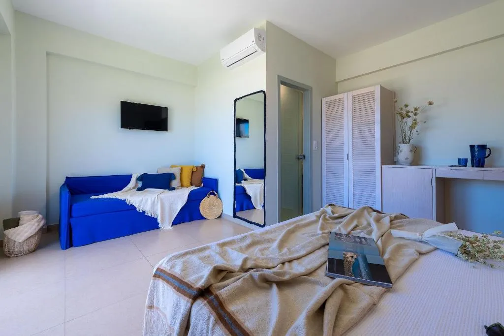 Room, Blue Horizon, Crete