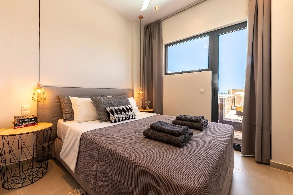 SUITE WITH PRIVATE POOL Room, Skiathos Gea Villas, Skiathos