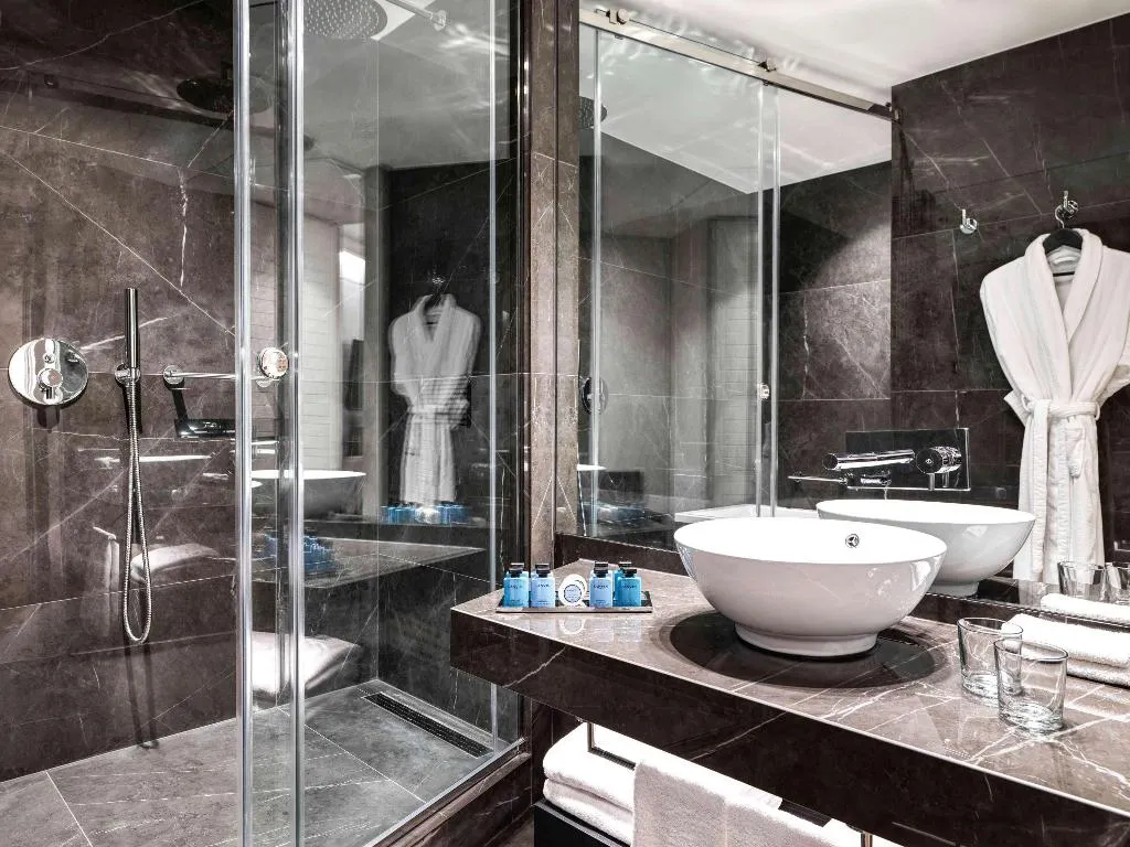 DOUBLE SUPERIOR QUEEN BED Room, Sofitel Athens Airport, Athens