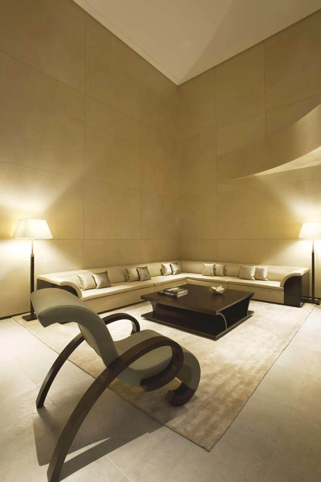 SUITE CAPACITY 4 Room, Armani Hotel Milano, Milan